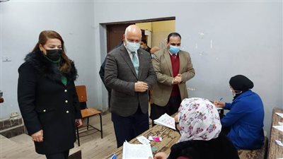 رئيس جامعة بنها يتفقد لجان الامتحانات بكليتي الآداب والتمريض