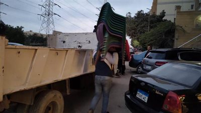 محافظة الجيزة تزيل حالات تحويل وحدات سكنية لمحلات بحدائق الأهرام وترفع 750 حالة إشغال