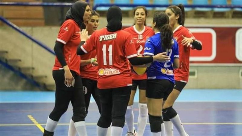 طائرة سيدات الأهلي