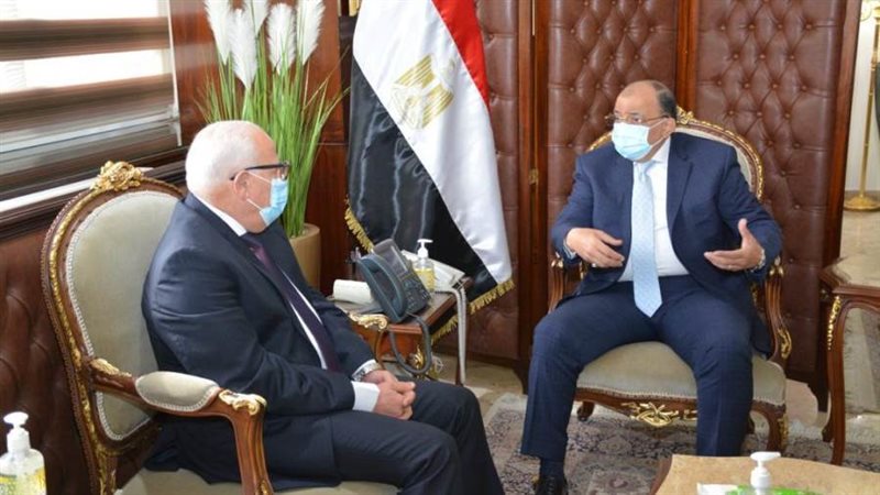 وزير التنمية المحلية