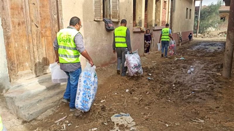 توزيع البطاطين على