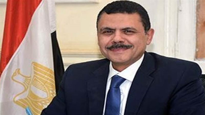 الدكتور أحمد أبو