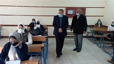 إنتظام سير امتحانات الفصل الدراسى الاول لصفوف النقل بالبحيرة