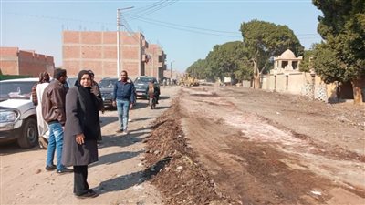 محافظ أسيوط: البدء في أعمال رصف طرق وشوارع بمركز القوصية