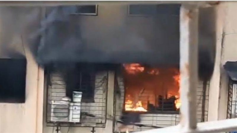 حريق مبنى سكني في