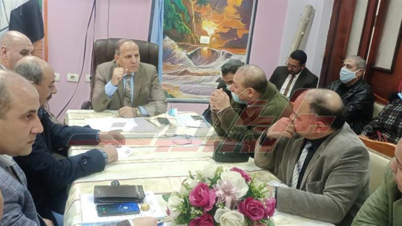 خلال الاجتماع