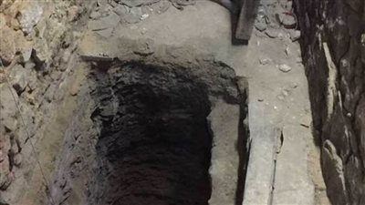 القبض على 3 أشخاص ينقبون عن الآثار بالقاهرة