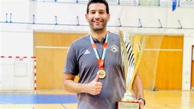  الفخرانى يحقق لفريق اليد بنادى الشارقة فوزًا جديدًا بكأس نائب رئيس الدولة