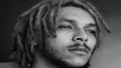 ويجز يروي محطات حياته الصعبة ويمنع الجمهور من تقليده