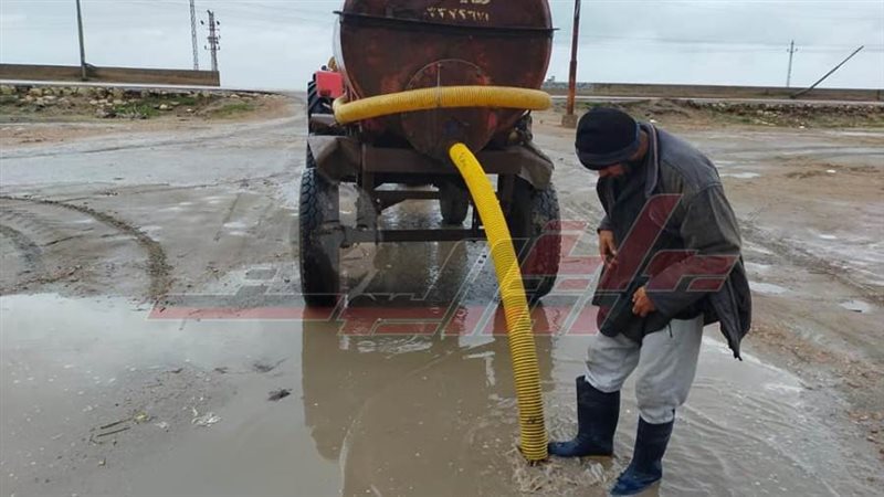 معدات وسيارات الكسح