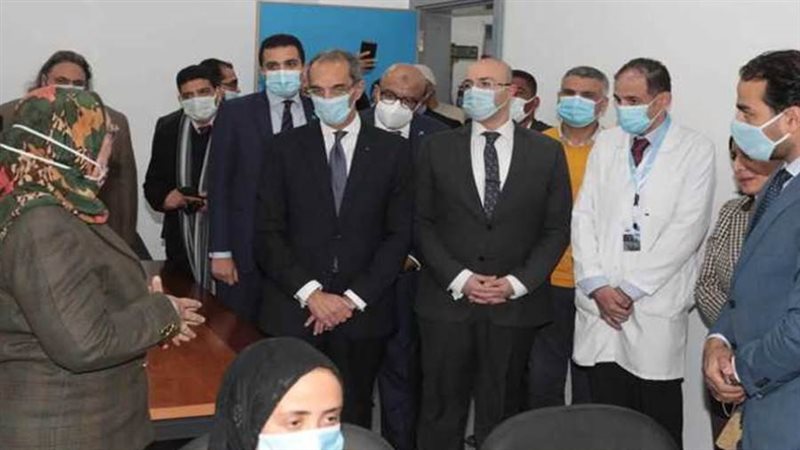 وزير الاتصالات ومحافظ