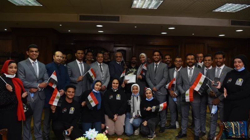 طلاب جامعة أسيوط