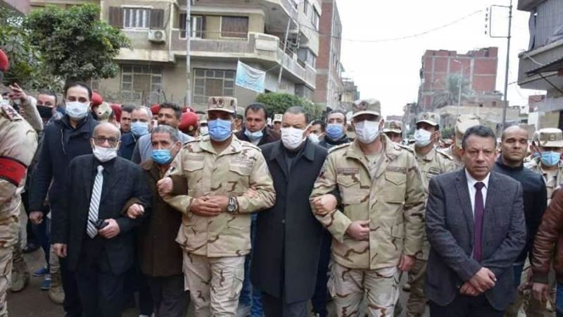 محافظ الشرقية خلال