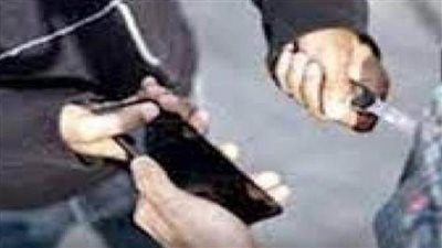 تفاصيل تعدي شخصين على آخر وسرقة هاتفه المحمول بالقاهرة
