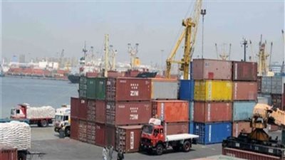 2.7 مليار جنيه إجمالي الضرائب والرسوم المحصلة بجمارك السخنة 