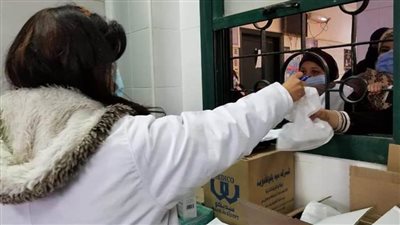 صحة المنيا تقدم الخدمات الطبية لـ 1633 مواطنا بدير البرشا بملوي