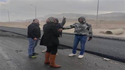 رئيسة جهاز خليج السويس توجه بسرعة الانتهاء من تنفيذ توسعات المنطقة الصناعية بعتاقة