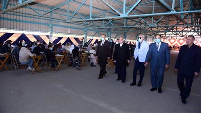 رئيس جامعة سوهاج يتابع امتحانات الفصل الدراسي الأول