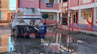 رفع مياه الأمطار بمدن وقرى كفر الشيخ