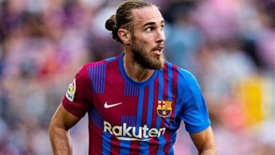 برشلونة يحسم موقفه بشأن مينجيزا وأوباميانج