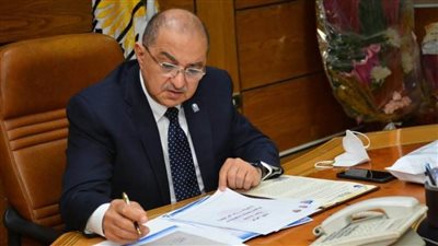 رئيس جامعة أسيوط يوقع اتفاقا مع مجموعة فيصل الرشيد لتقديم تخفيضات خاصة لأبناء الجامعة
