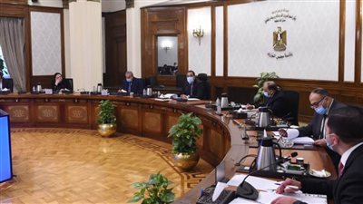 رئيس الوزراء يتابع الجهود المبذولة للتغلب على معوقات الاستثمار 