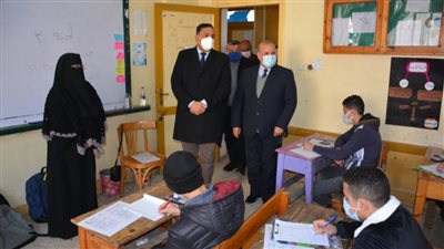 محافظ الدقهلية يتفقد لجان امتحانات الشهادة الإعدادية.. (صور)