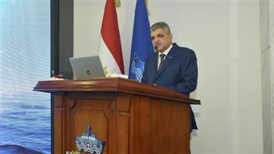 الفريق ربيع يلتقي وفد الكونجرس الأمريكي لإطلاعهم على المشروعات التنموية للقناة