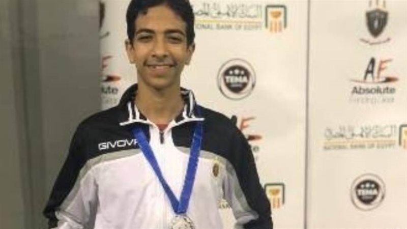 احمد هشام لاعب منتخب