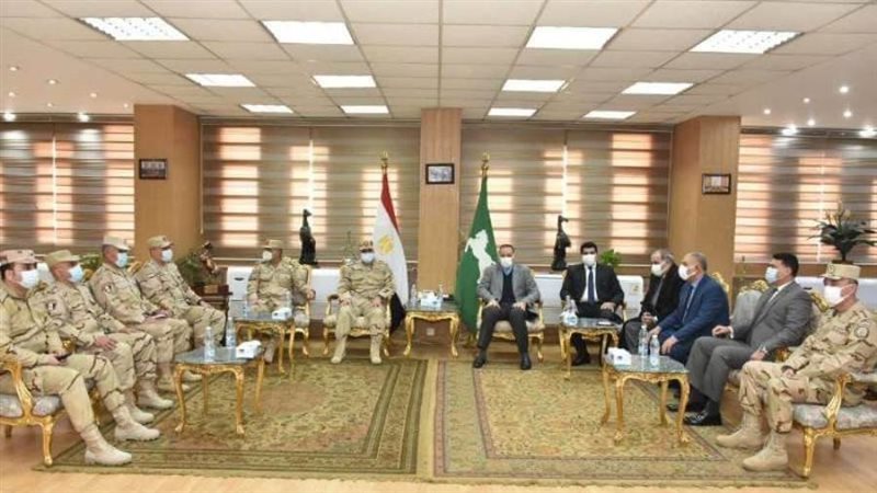 محافظ الشرقية وقائد