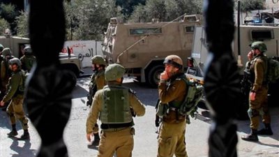 جيش الاحتلال يشن حملة اعتقالات واسعة في القدس طالت 17 فلسطينيًا