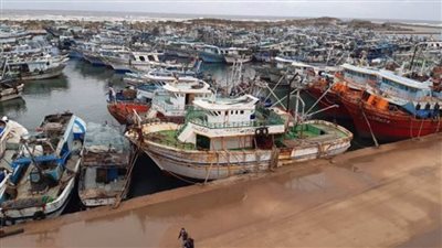 تحذيرات لصيادي البرلس بعدم الإبحار بعمق خوفا من التقلبات الجوية