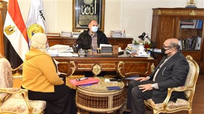 حصول مديرية الصحة على المركز الأول في ارتفاع نسبة المستهدف اليومي لتطعيم كورونا بأسيوط