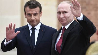 بوتين وماكرون يبحثان هاتفيًا الوضع حول أوكرانيا