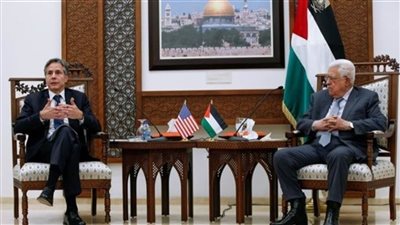 رئيس دولة فلسطين ووزير الخارجية الأمريكي يبحثان آخر المستجدات في الأراضي الفلسطينية