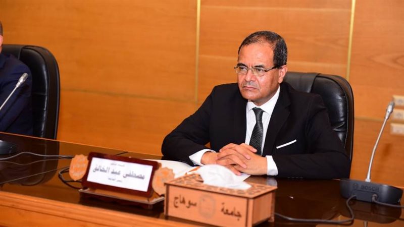 الدكتور مصطفى عبدالخالق