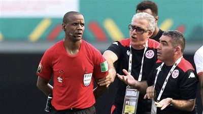 إلغاء مباراة قبل موعدها والاعتداء على اللاعبين.. أخطاء كارثية في أمم إفريقيا