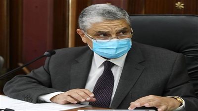 وزير الكهرباء يبحث مع نظيره اليوناني خطوات تنفيذ مشروع الربط الكهربائي بين البلدين