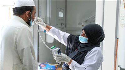 تباين الإصابات اليومية بفيروس 