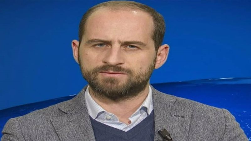 الخبير الإيطالي فارفيلي