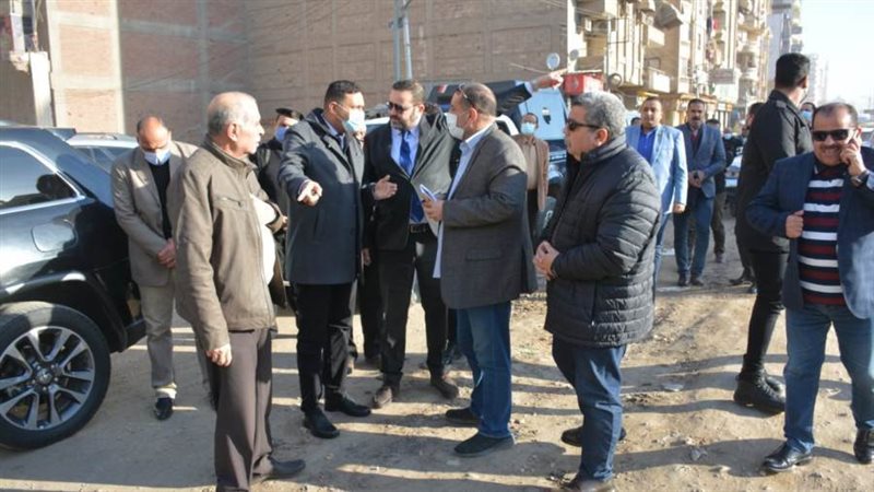 جولة المحافظ