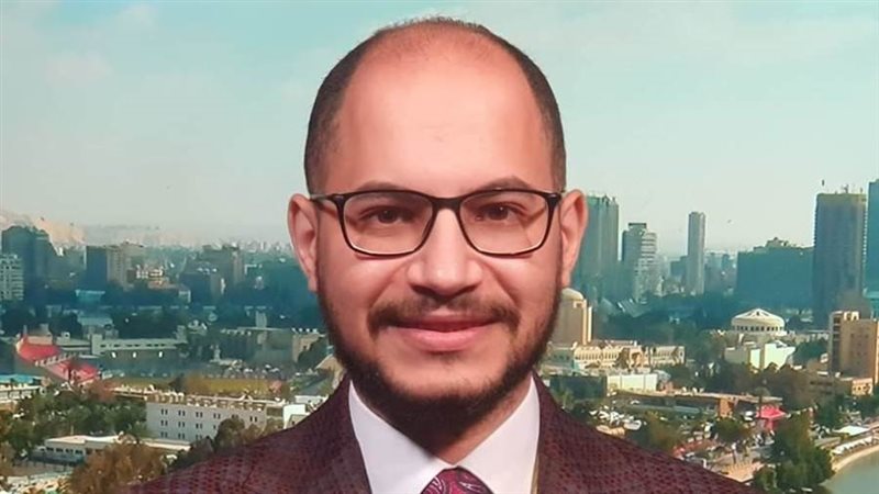 الزميل حسام زايد