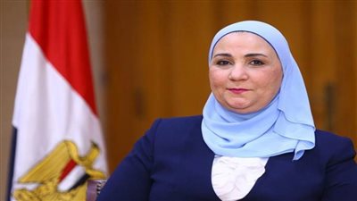 وزيرة التضامن تصل أسوان للمشاركة في احتفالية  تسليم مؤسسة صناع الخير وبنك القاهرة 40 منزلًا