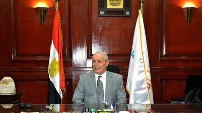 محافظ الأقصر يبحث مع رئيس شركة غاز مصر الأعمال الجارية لتوصيل الغاز الطبيعي