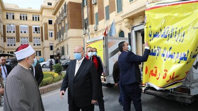 القاهرة تستقبل الدفعة الأولى من صكوك الإطعام