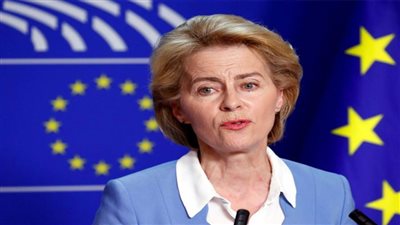 رئيسة المفوضية الأوروبية تدعو رئيس بولندا لزيارة بروكسل لبحث الأزمة الأوكرانية