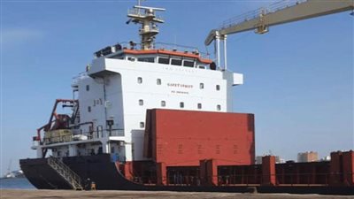 اقتصادية قناة السويس: تفريغ 8981 طن رخام وتداول 19 سفينة بموانئ بورسعيد