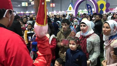 البرنامج الفنى لمعرض الكتاب يستضيف أول لاعب أراجوز من ذوي القدرات الخاصة 