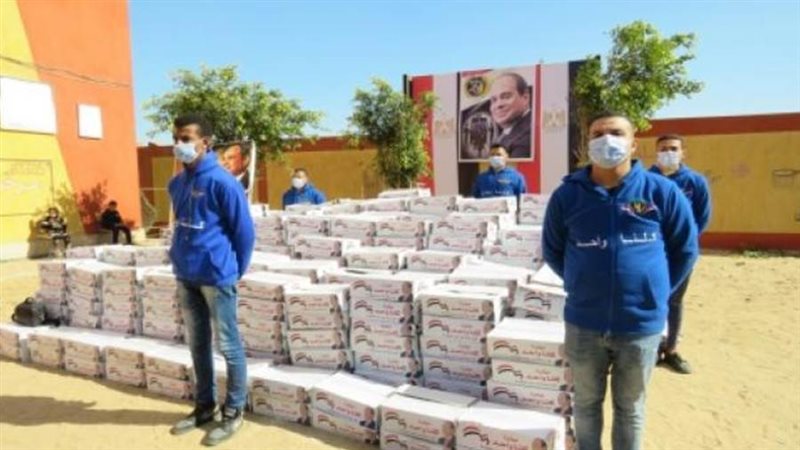 قافلة لتوزيع المساعدات