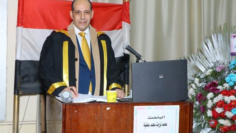 الكاتب الصحفي محمد